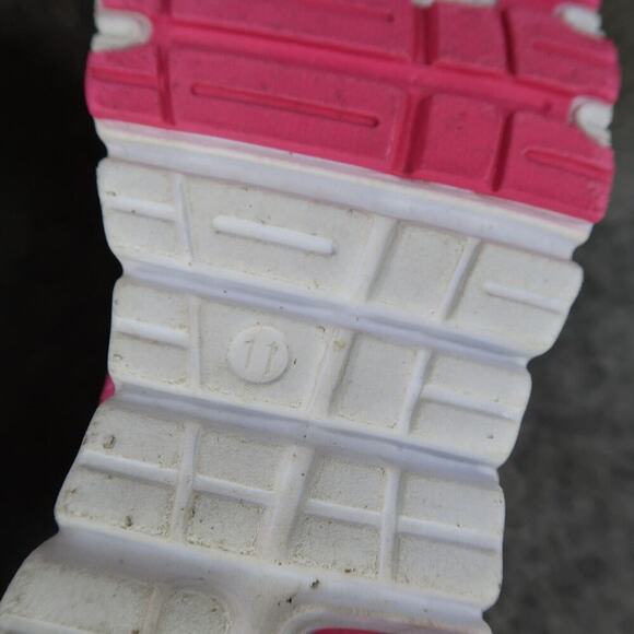 Disney Shoes Toddler 11 Sneaker Princess Pink Hearts Character Kids Girls Active - Picture 13 of 14